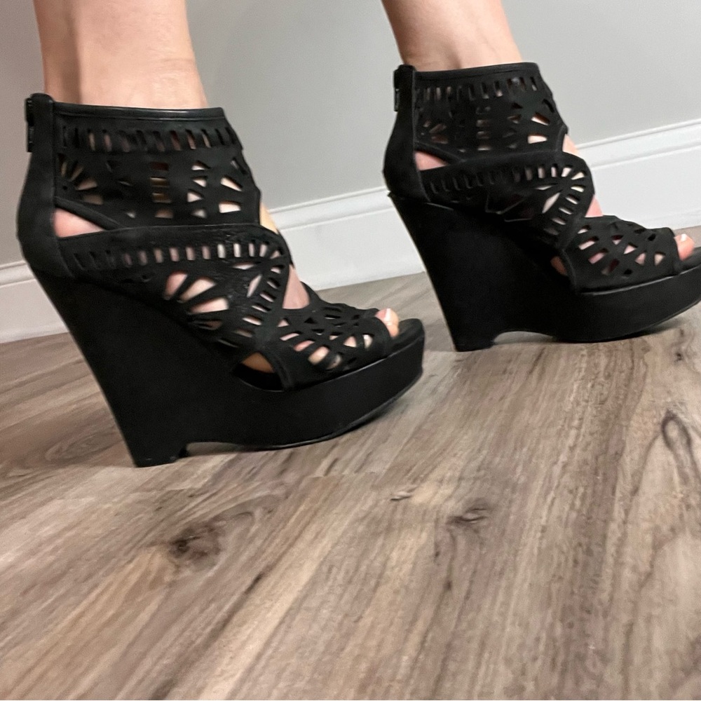 Gianni Bini black laser cut out wedges 5